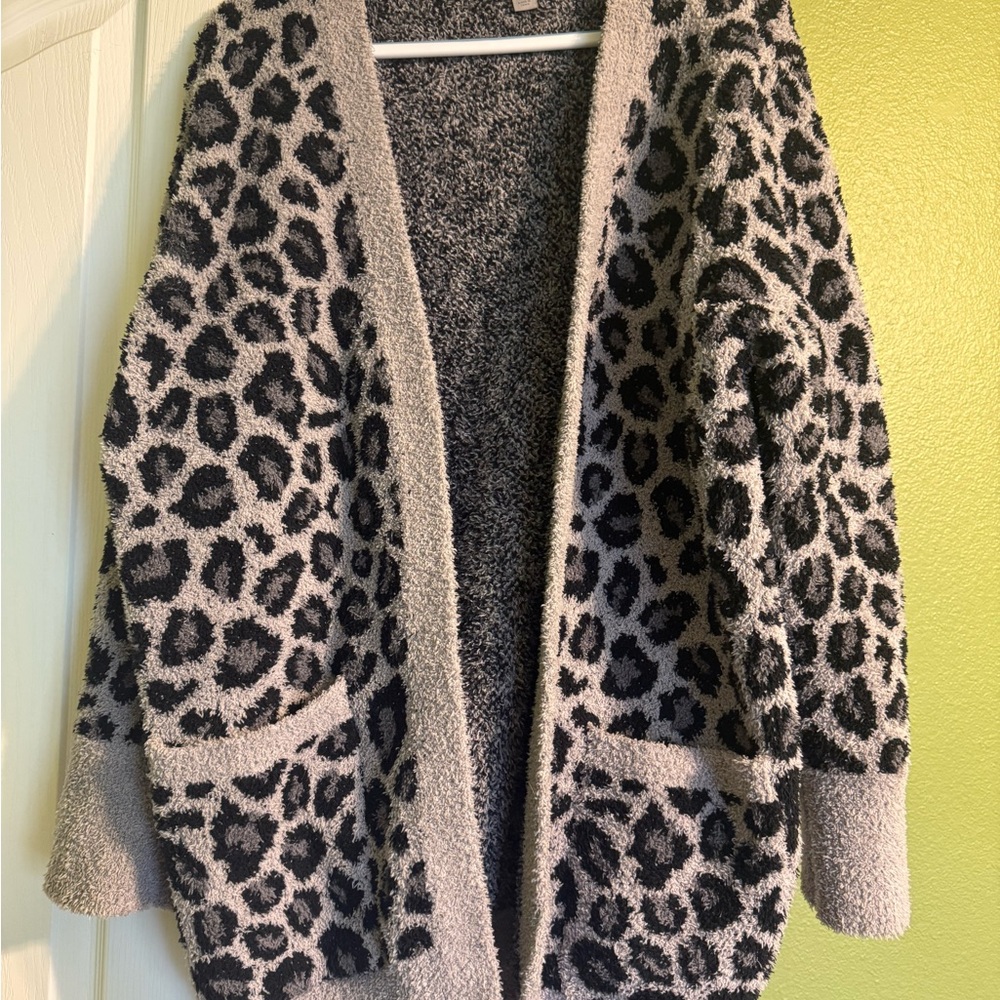 Barefoot Dreams Snow Leopard Cardigan XL